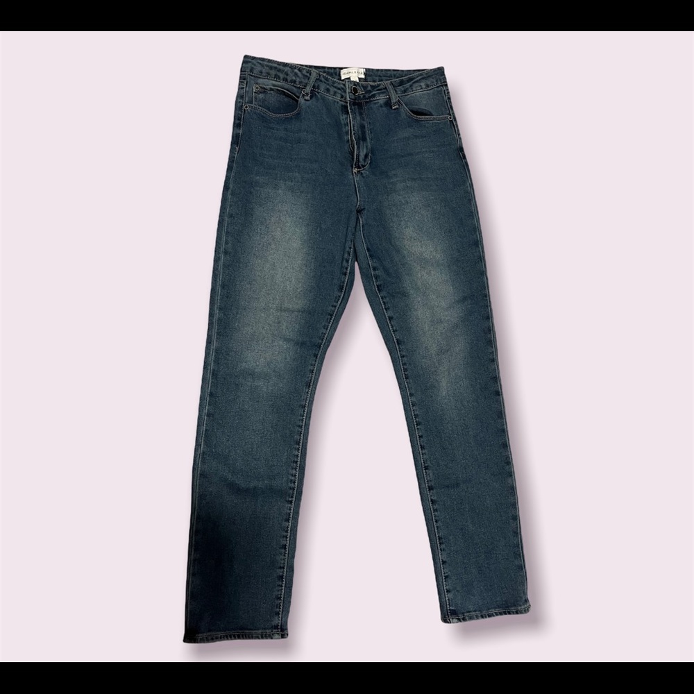 Kendall and Kylie Mom Jean